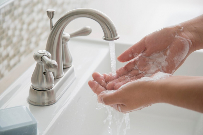 nước rửa tay làm mềm da tay